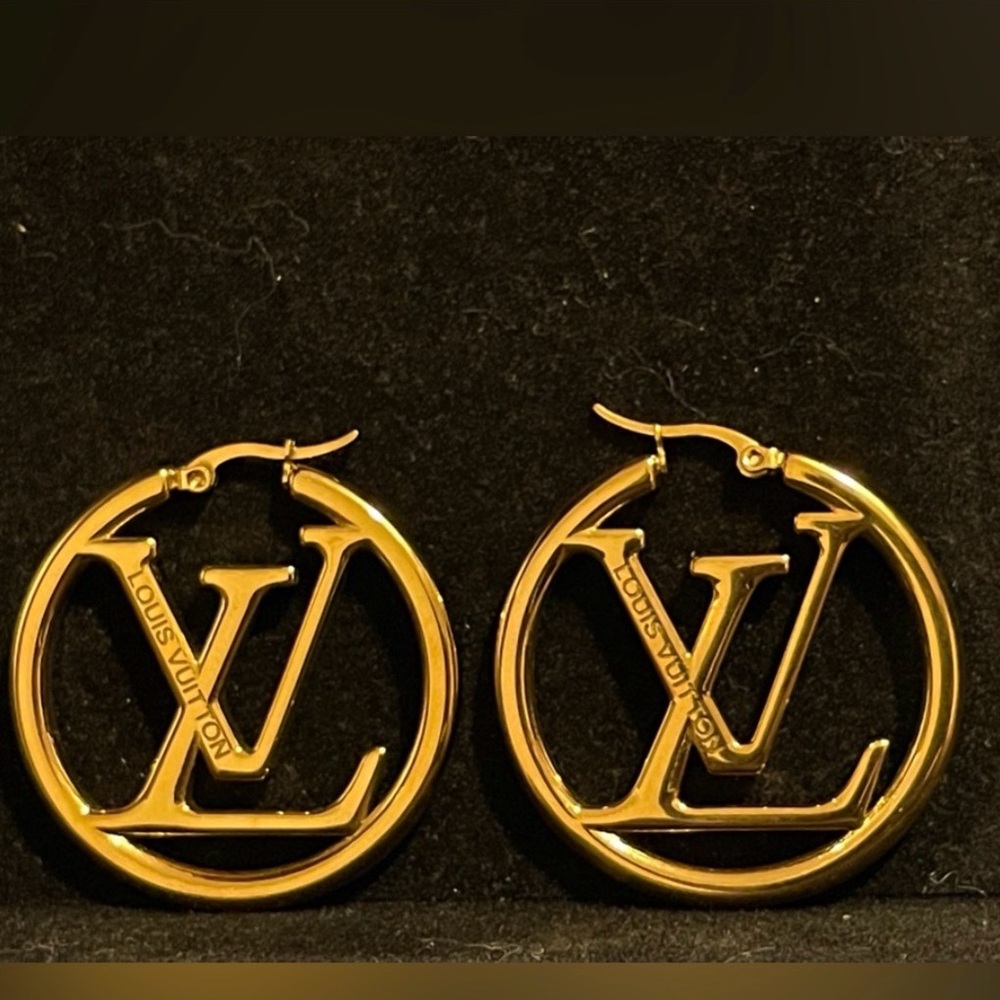 Luxurious Stamped Fashion Gold Logo Hoop Earrings